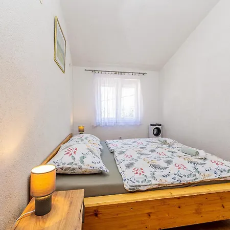 Private Lägenhet Stara Baška