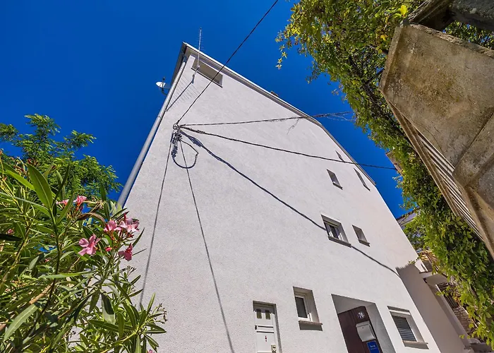 Private Apartment Stara Baska